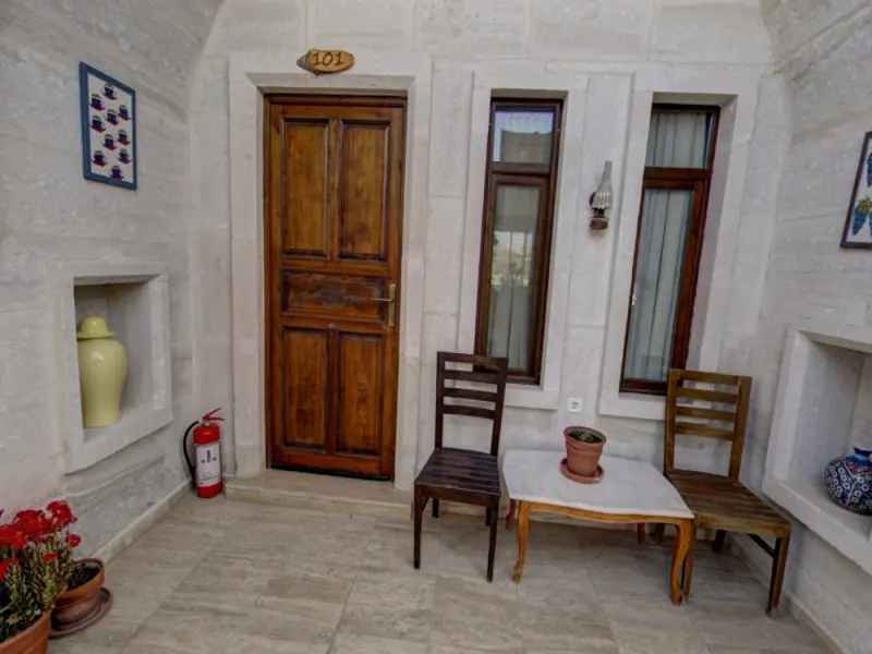 Hikmet's House 10