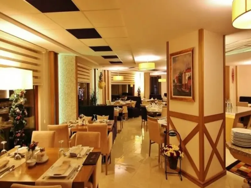 Levent Otel 15