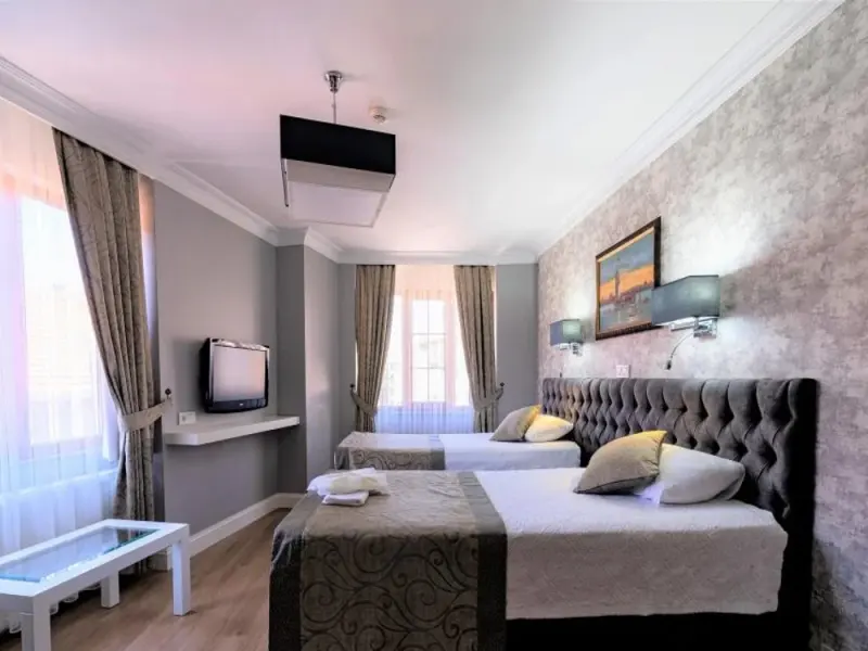 Levent Otel 32
