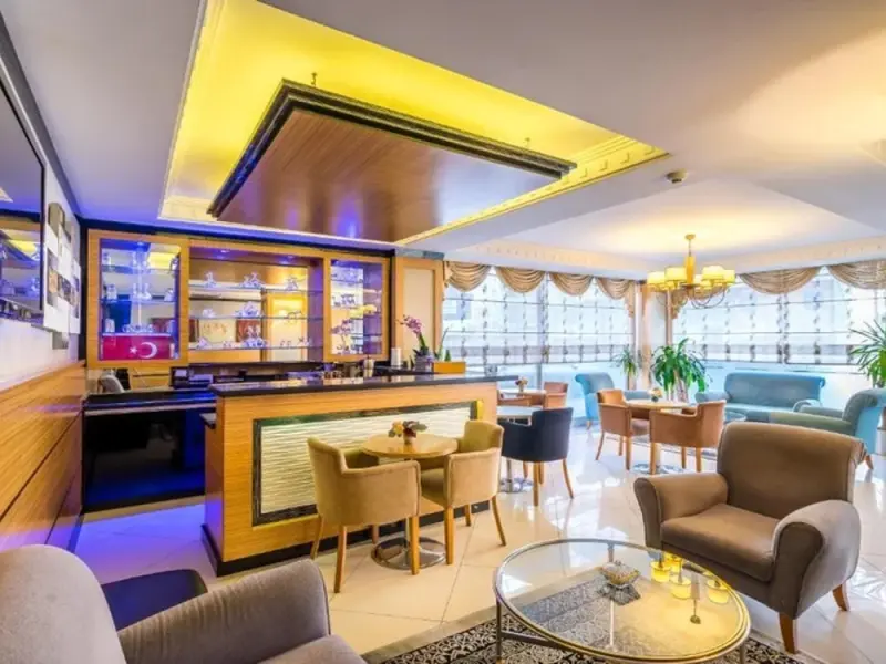 My Rose Hotel 7