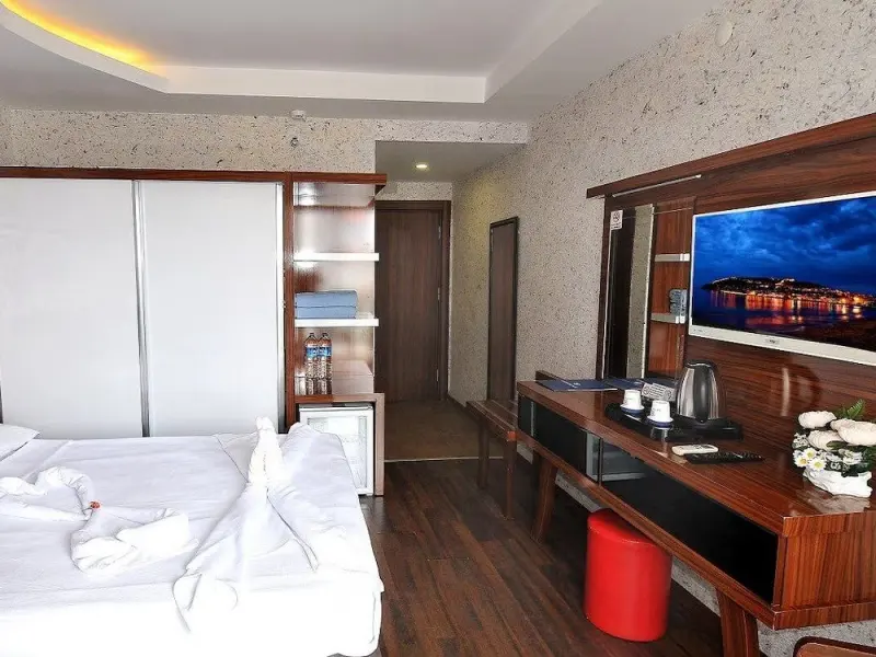 Uk Blue Coast Hotel 11
