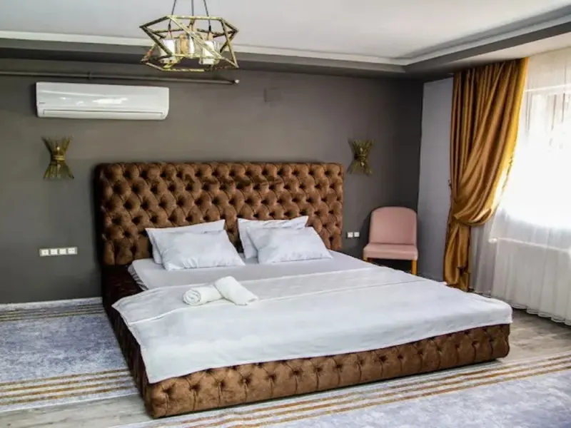 We Nirvana Suit Otel 4