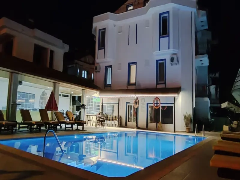 California Apart Hotel 2