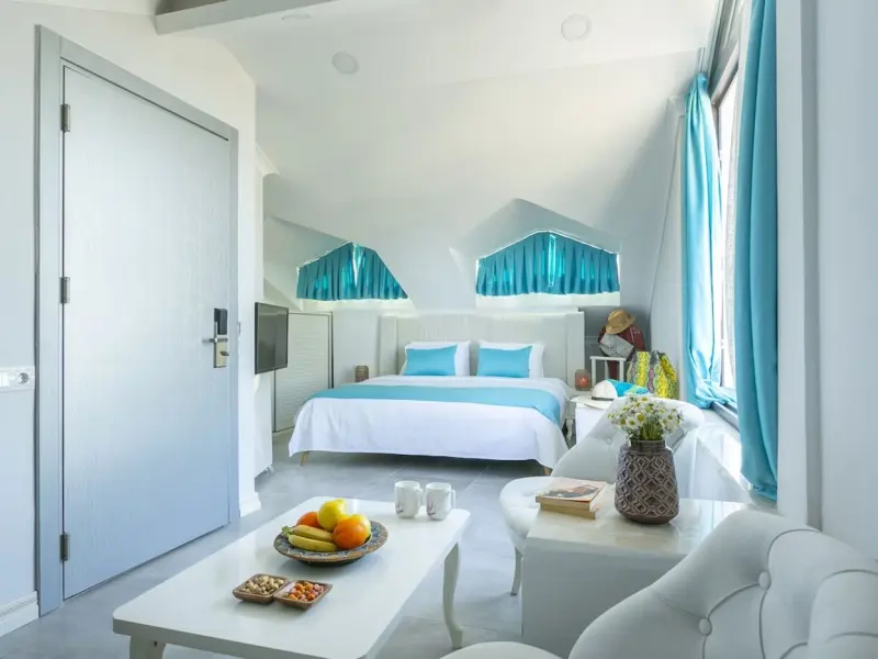 Monastery Suites Hotel 14