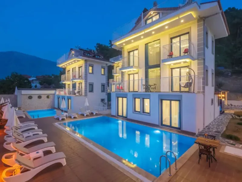 Monastery Suites Hotel 5