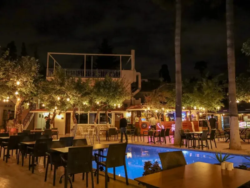 Blue Sea Garden Hotel 18