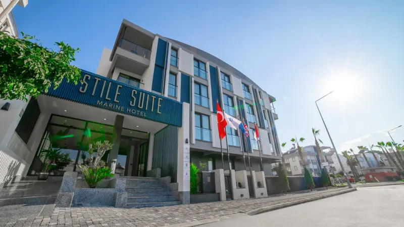 Stile Suite Marine Hotel 10