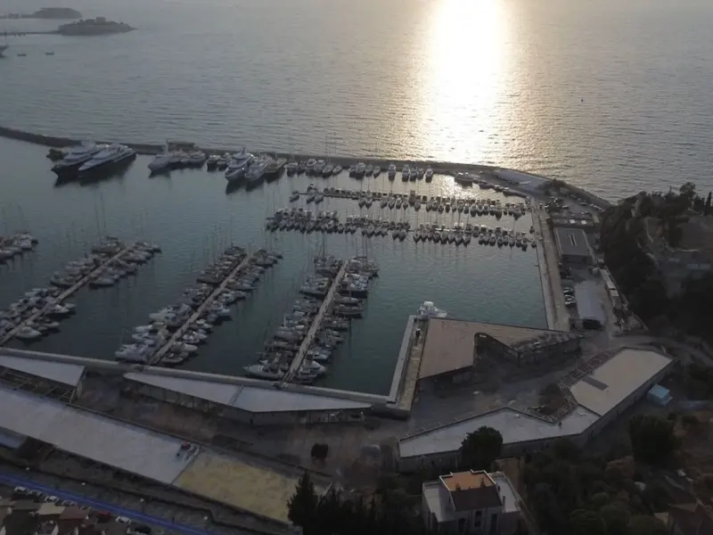 Suhan Seaport Hotel 20
