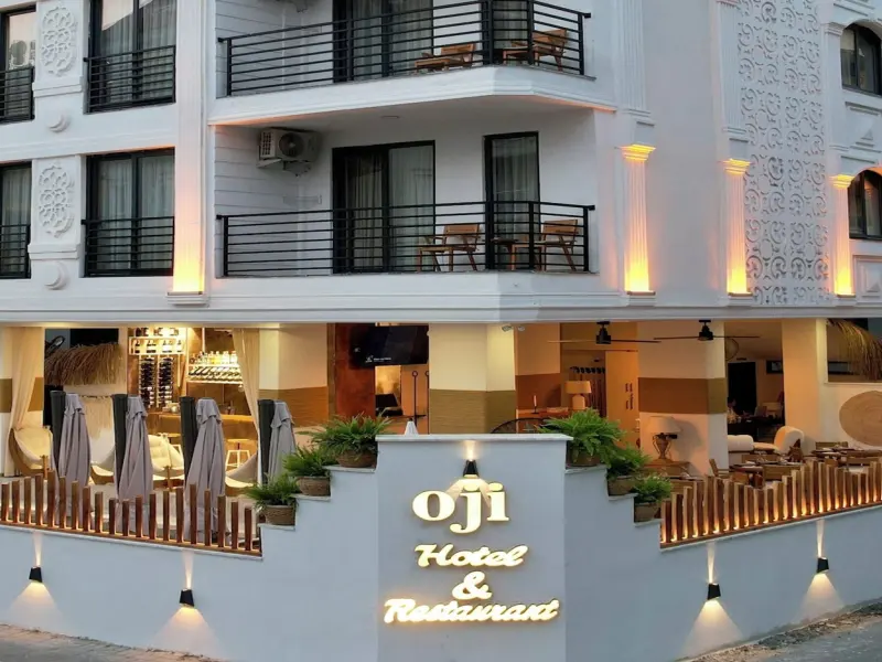 Oji Hotel 1