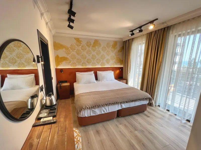 Oji Hotel 9