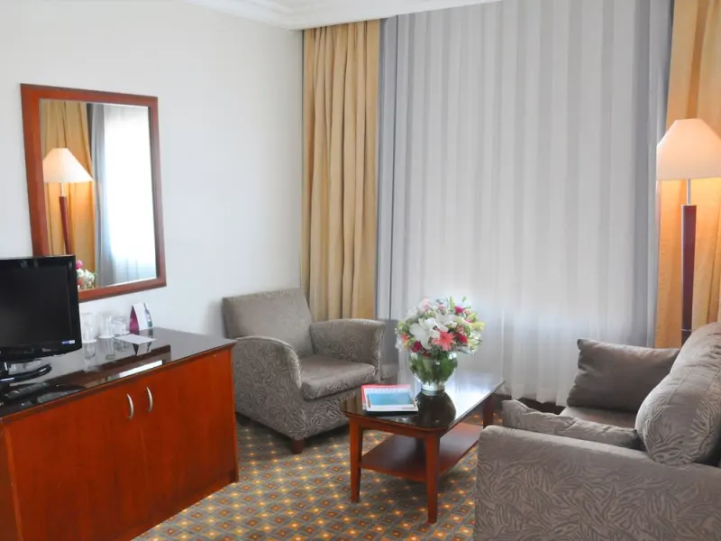 Hotel Midi 21