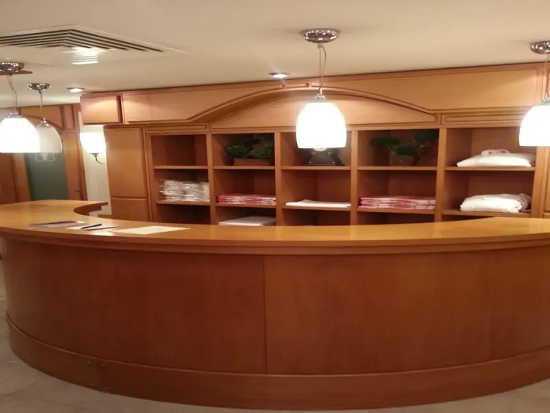 Hotel Midi 24