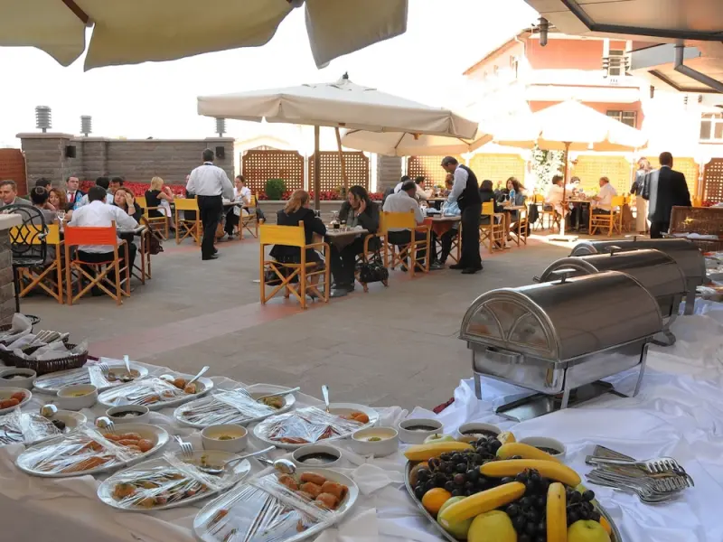 Hotel Midi 3