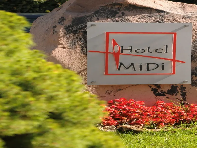 Hotel Midi 4