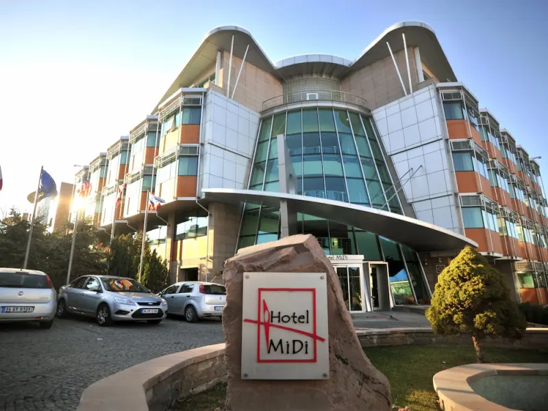 Hotel Midi 6