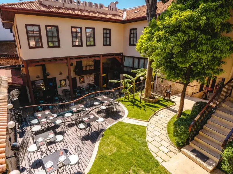 Mediterra Art Hotel 19