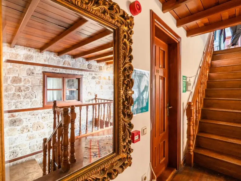 Mediterra Art Hotel 4