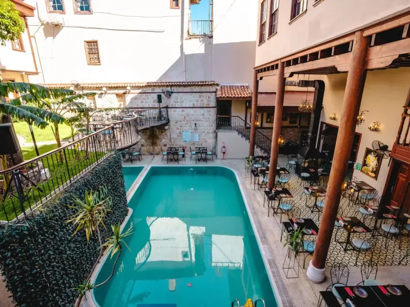Mediterra Art Hotel 41