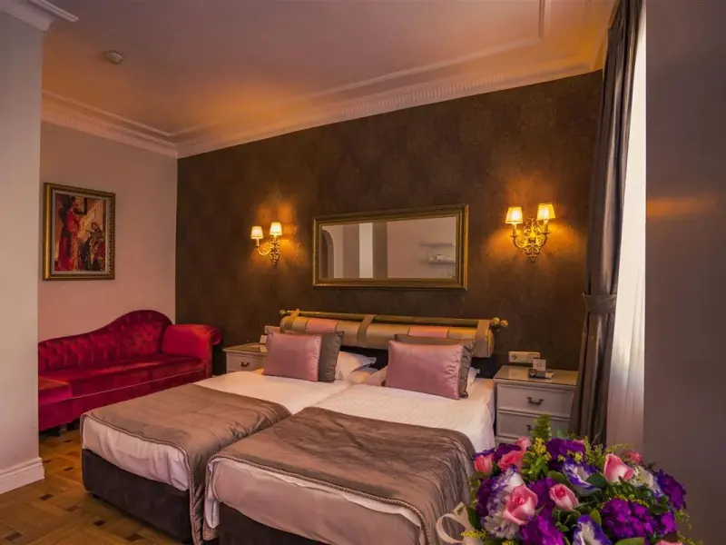 Avicenna Hotel 48