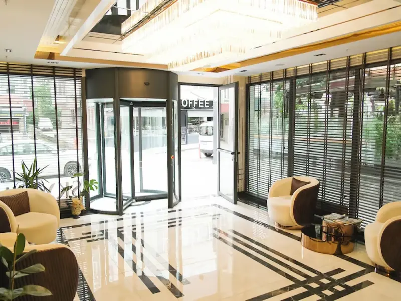 Sky Hill Hotel 13