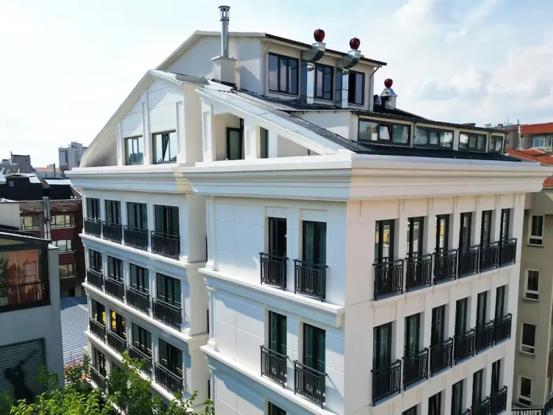 Sky Hill Hotel 14