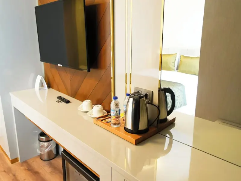 Sky Hill Hotel 20