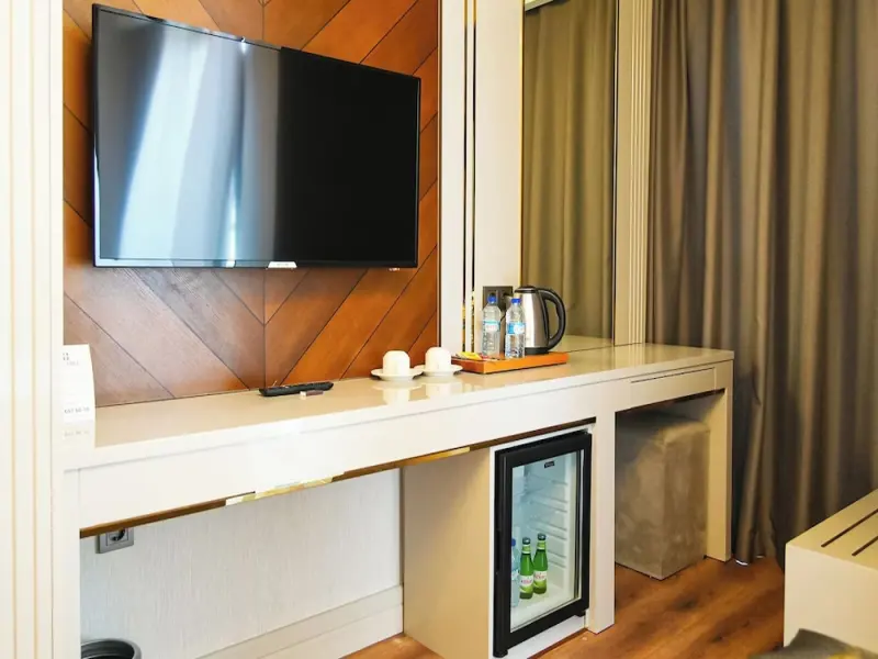 Sky Hill Hotel 22