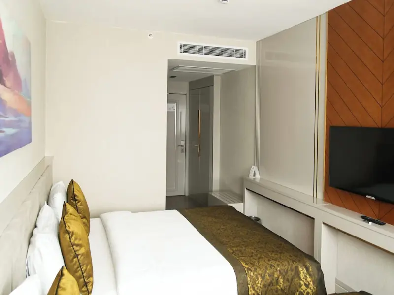Sky Hill Hotel 23