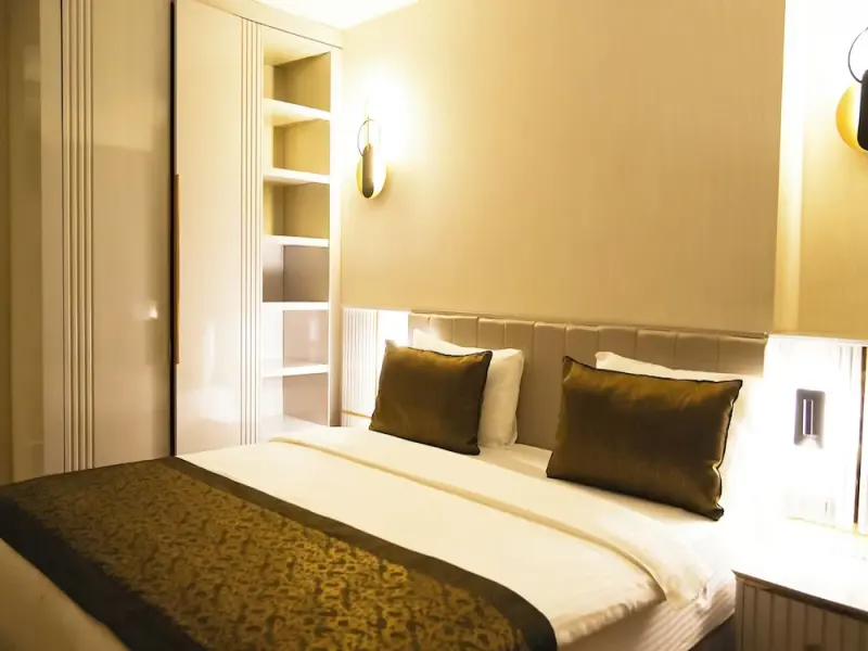 Sky Hill Hotel 36