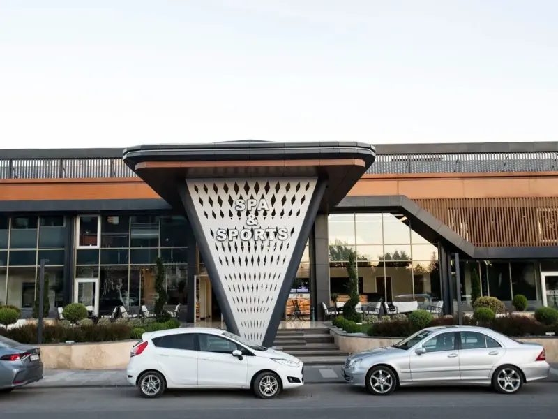 Fier Life Center 5