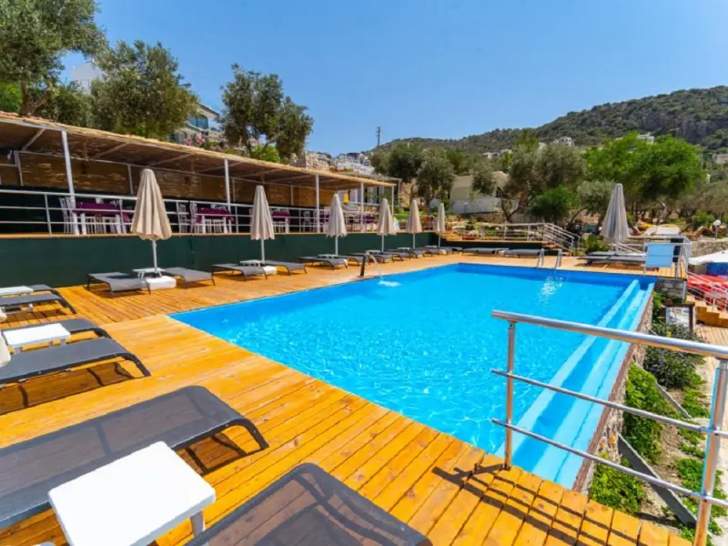 Green Beach Hotel 26