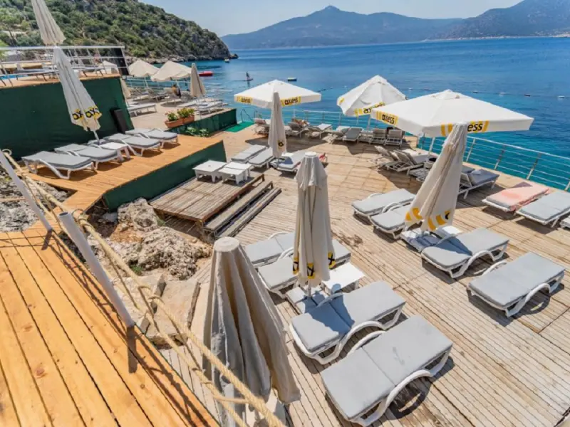 Green Beach Hotel 27