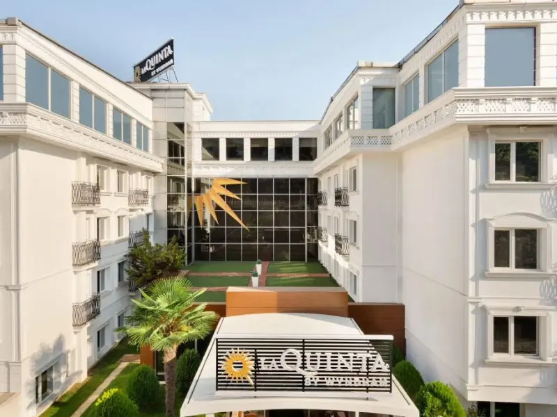 La Quinta by Wyndham Giresun 4