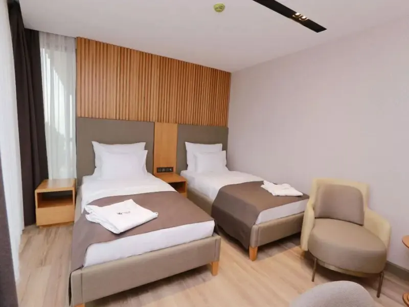 Pikola Otel 11