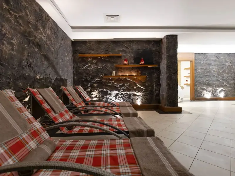 Bonjur Hotel Thermal & Wellness Club 13