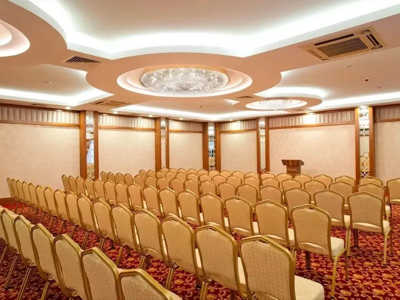 Bonjur Hotel Thermal & Wellness Club 33