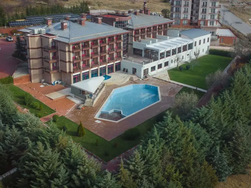Bonjur Hotel Thermal & Wellness Club 4