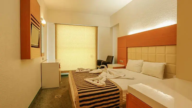 Nüzhet Otel 13
