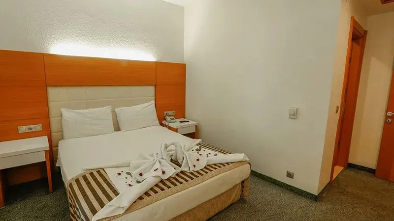 Nüzhet Otel 9