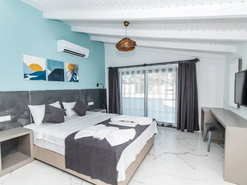 Leonis Hotel 15