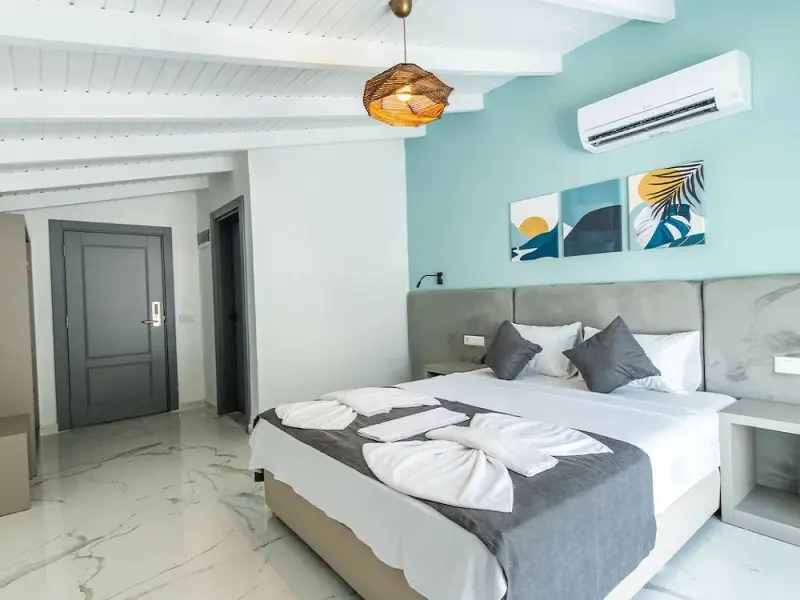 Leonis Hotel 17