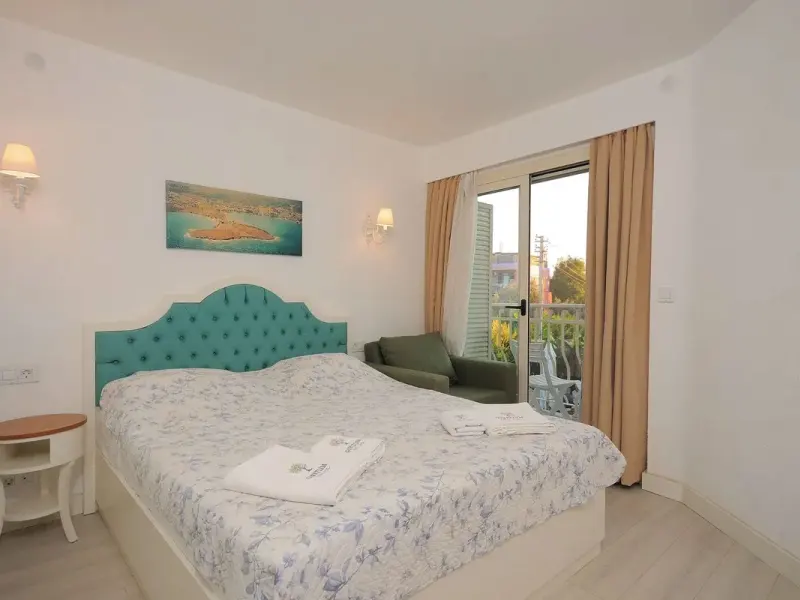 Avlu Alaçatı Butik Otel 12