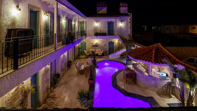 Avlu Alaçatı Butik Otel 22