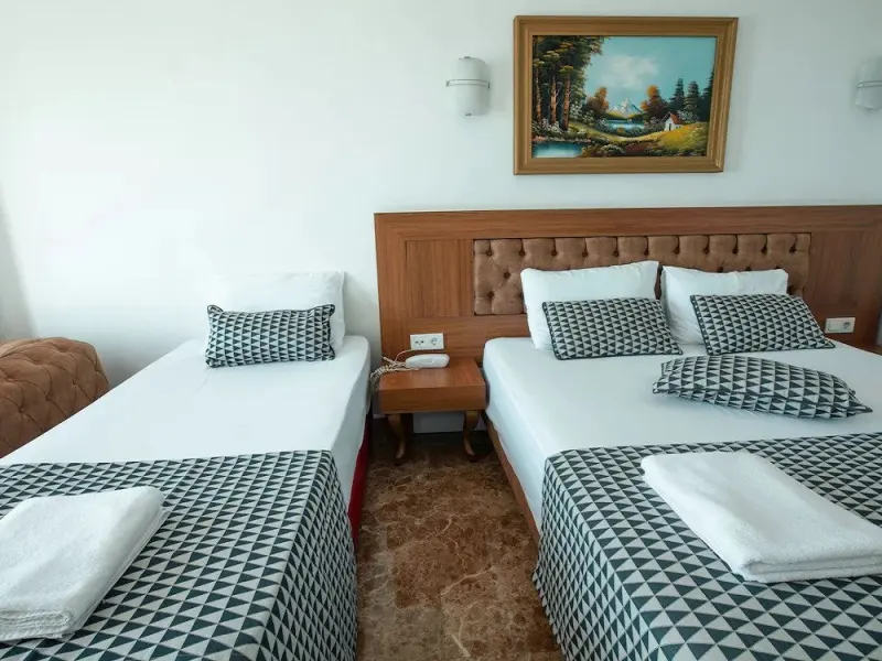 Kristal Beach Hotel 12