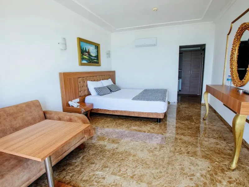 Kristal Beach Hotel 14