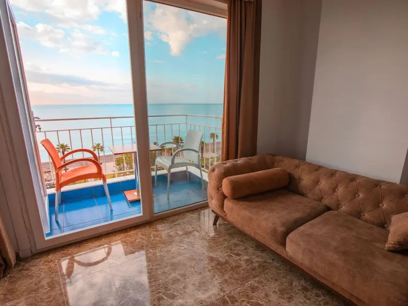 Kristal Beach Hotel 2