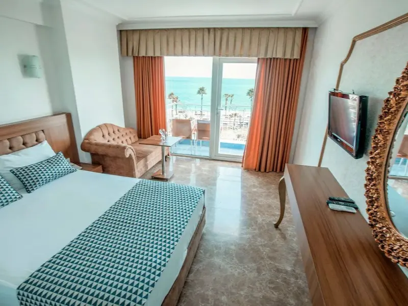Kristal Beach Hotel 9