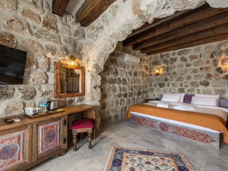 Foremanson Cave Hotel 19
