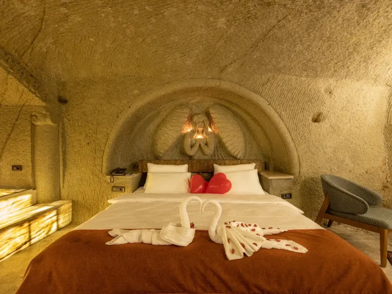 Foremanson Cave Hotel 22
