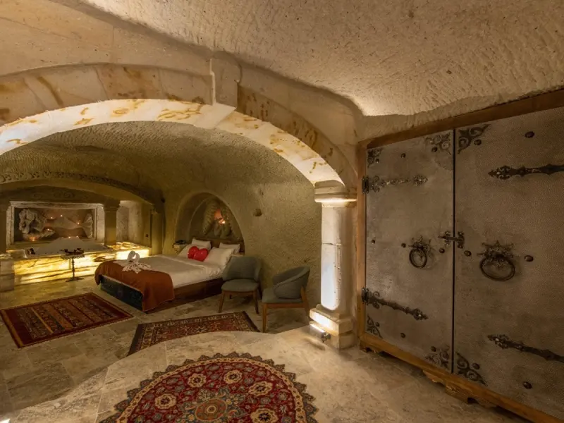 Foremanson Cave Hotel 25